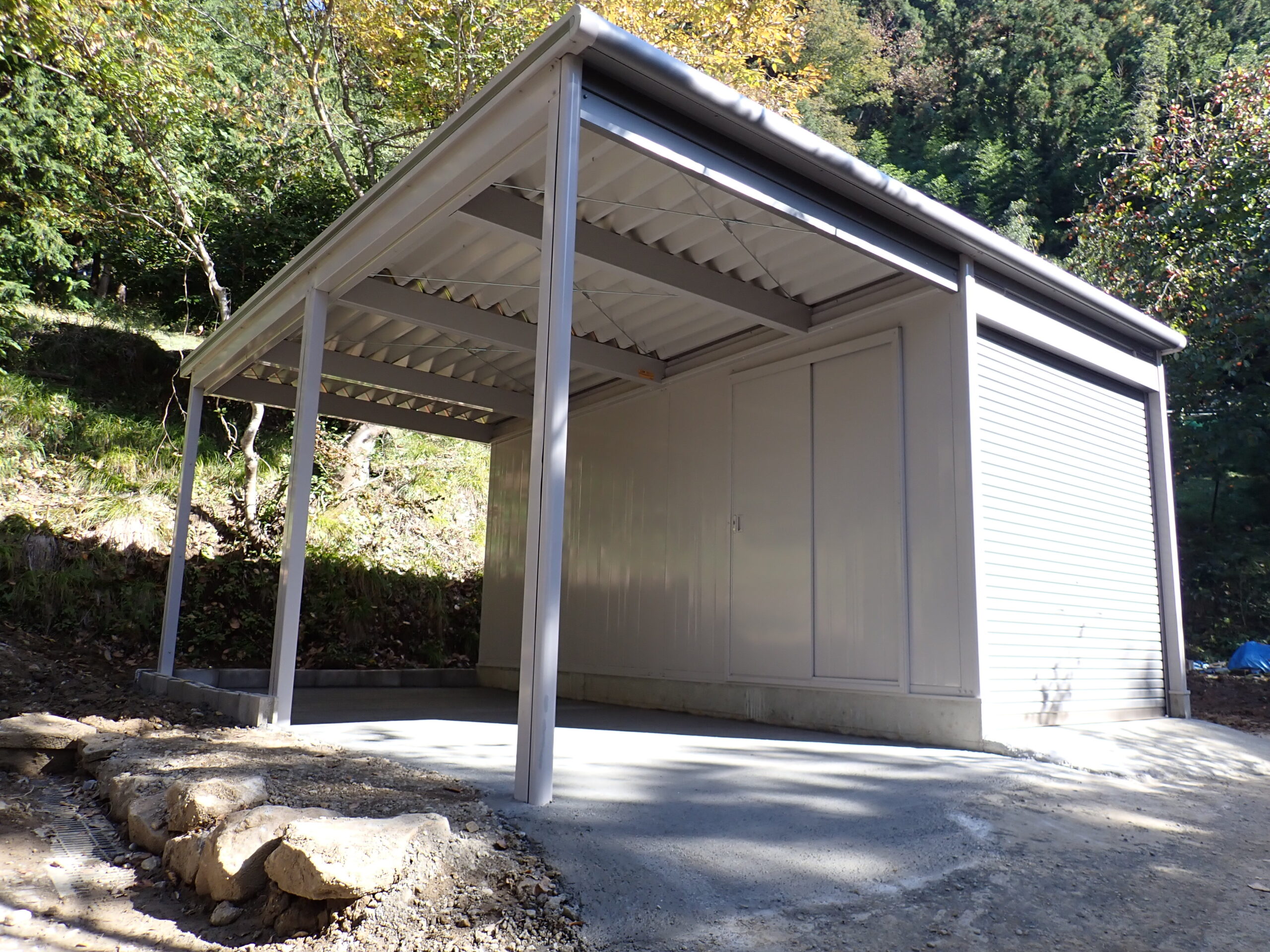 オープンスペース付き車庫設置